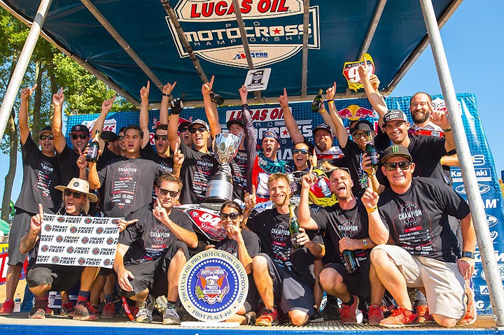 Roczen and his RCH Soaring Eagle Team, including 10-time Lucas Oil Pro Motocross Champion RIcky Carmichael (lower right), celebrate the team's historic title, the first by a privately backed factory team.