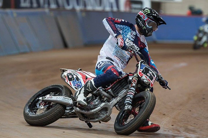 Brad Baker went 1-2-1 for the Open class title, but he slipped to third behind Marquez and Tony Elias in the SuperFinal. PHOTO COURETESY OF SUPERPRESTIGIO DIRT TRACK/FB.