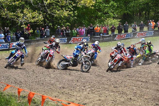 The start of the XC1 Pro race at the Limestone 100 GNCC. PHOTO BY KEN HILL.