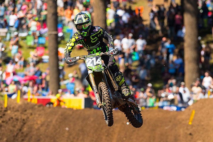 Series rookie Austin Forkner avoided the Webb/Savatgy bottleneck in Moto 2 and showed remarkable composure as he rolled to his first career 250cc National win and finished second overall. 