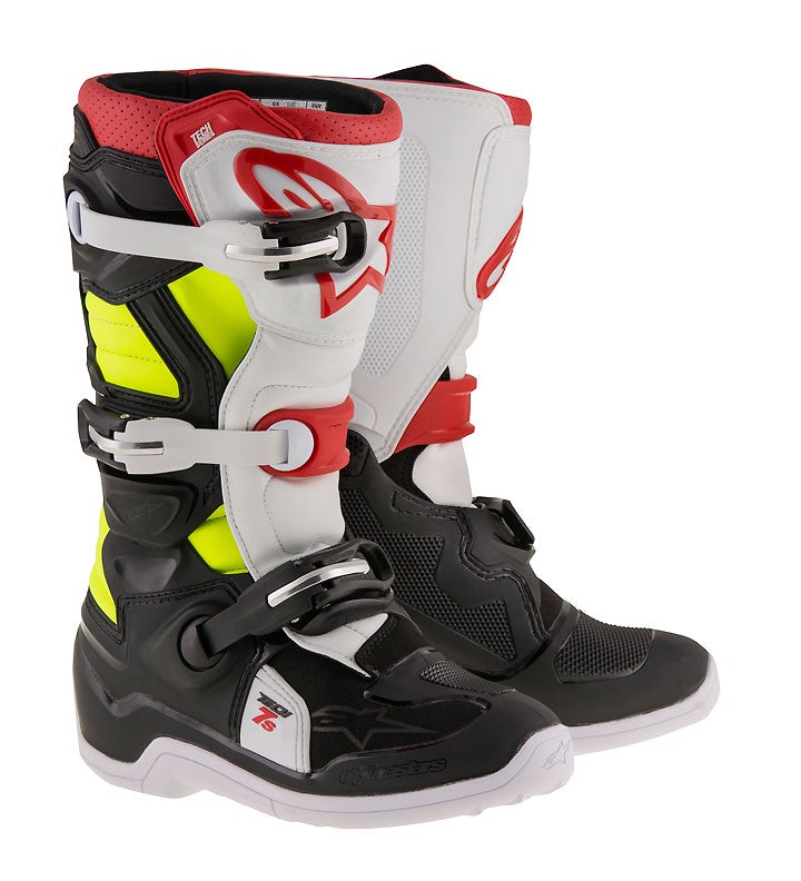 2015017_136_TECH7S_black_red_yellowfluo