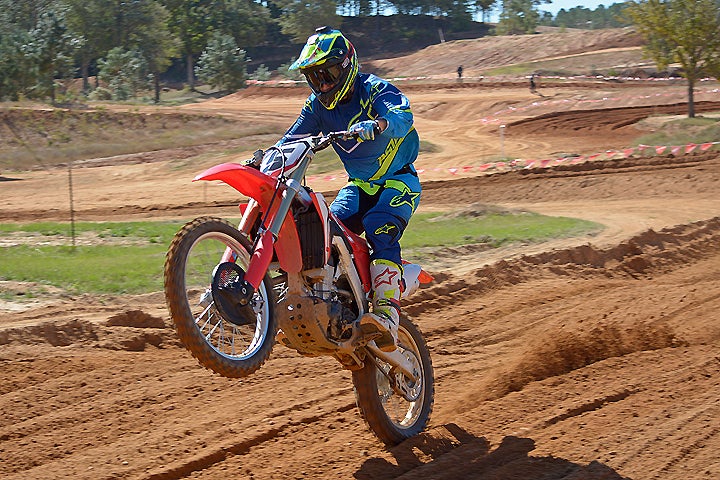 The CRF450R required only minor clicker adjustments to please our expert test rider, Nic Garvin. The CRF's suspension delivers a plush feel with excellent control over rough ground and when landing from skyshot jumps.