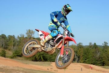 DirtBikes.com test rider Nic Garvin put a lot of laps on the Alpinestars Techstar Venom gear at our recent 2017 Honda CRF450R intro, giving the gear high marks for comfort and ventilation.