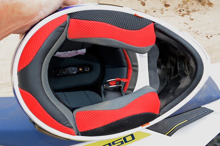 The VX-Pro4's interior is as comfortable as one could expect from a premium helmet. Its Cool-Dry liner is designed to wick moisture into the air channel inside the helmet, minimizing moisture-born funk. The liner and neck roll are easily removable for washing.