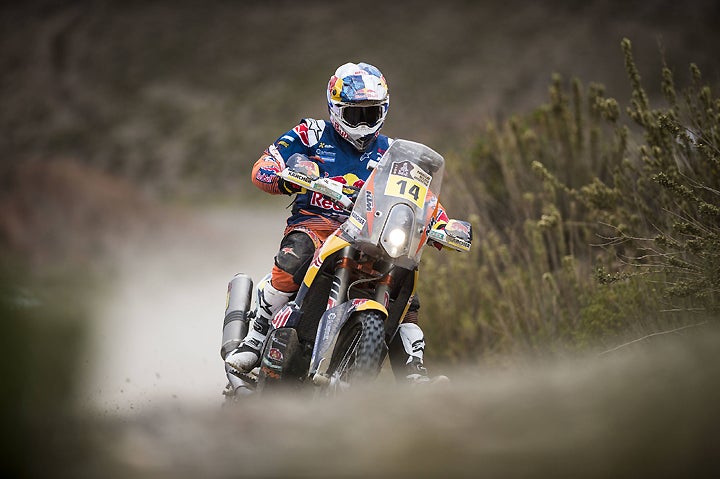 Red Bull KTM's Sam Sunderland won a difficult Stage 5 in the 2017 Dakar Rally and now finds himself in the overall rally lead. PHOTO COURTESY OF RED BULL CONTENT POOL.